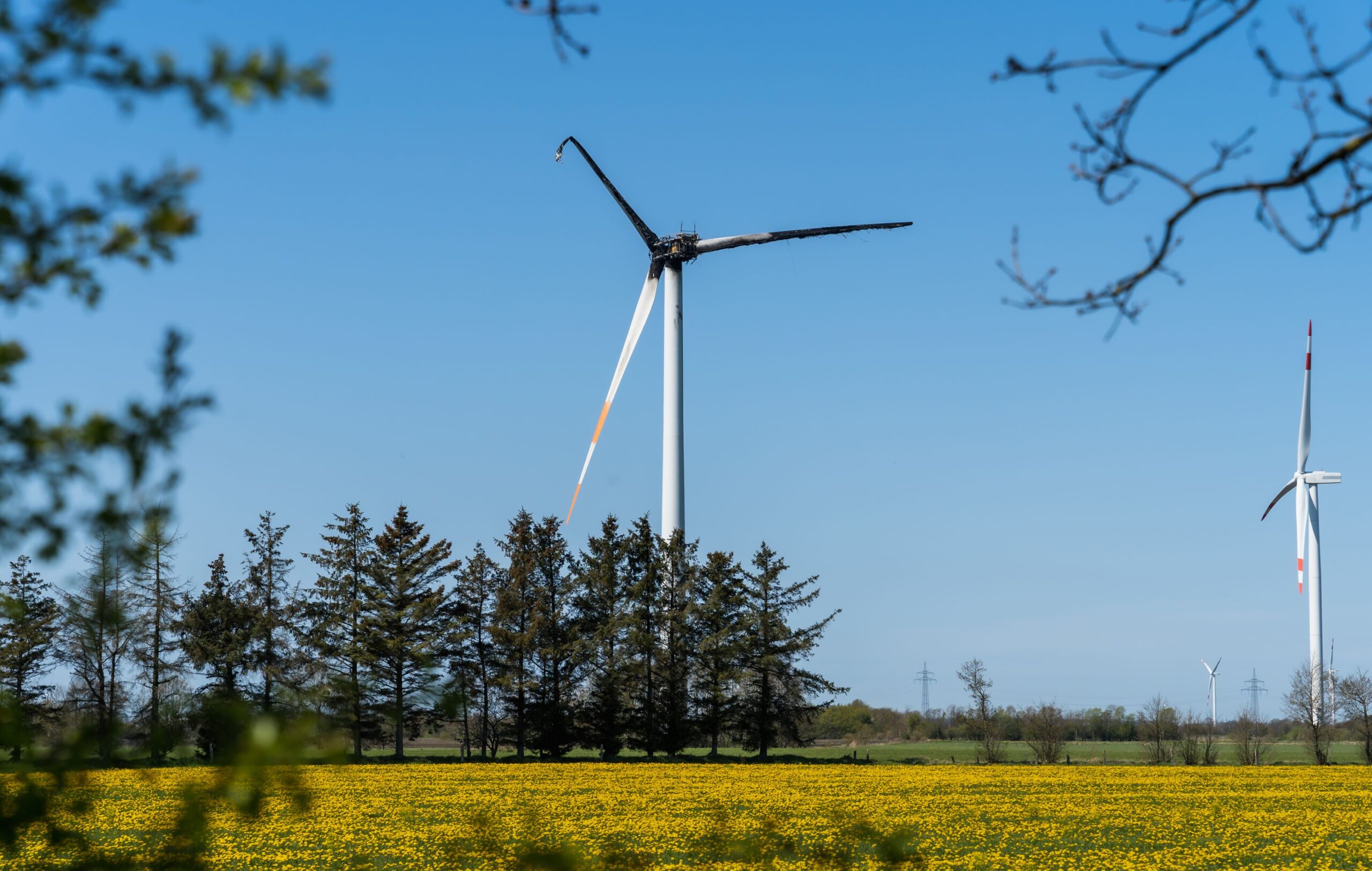 Why wind turbines catch fire